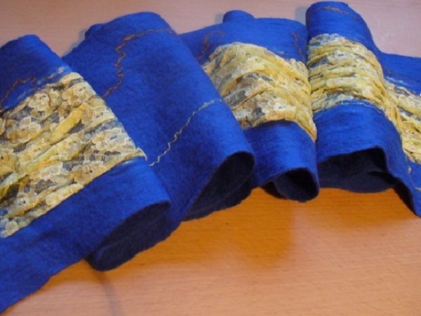 solar window - Scarves & shawls