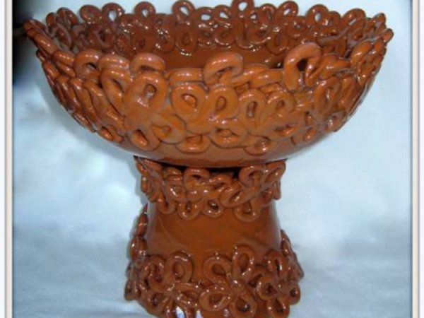 Vase on foot - Ceramics