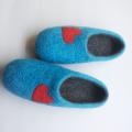 Slippers with Heart * - Shoes & slippers - felting