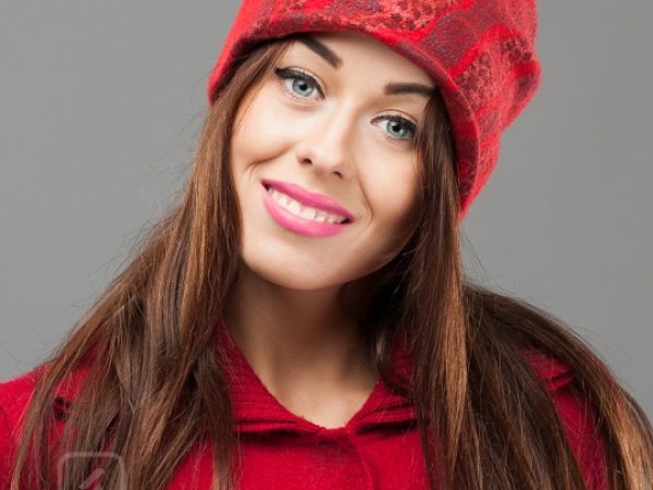 Red " sprotinė " cap - Hats