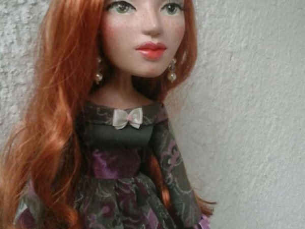 Rankų darbo interjerinė lėlė iš modelino 3