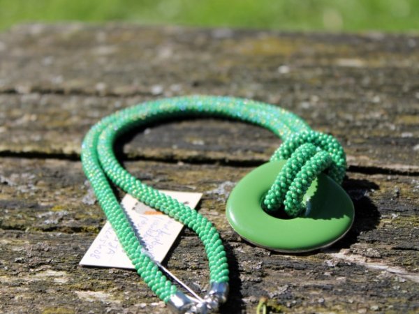 Green necklace (tow) handiwork 2