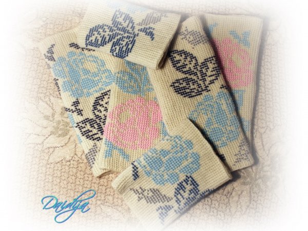 " Rose " wristlets, handmade - Wristlets