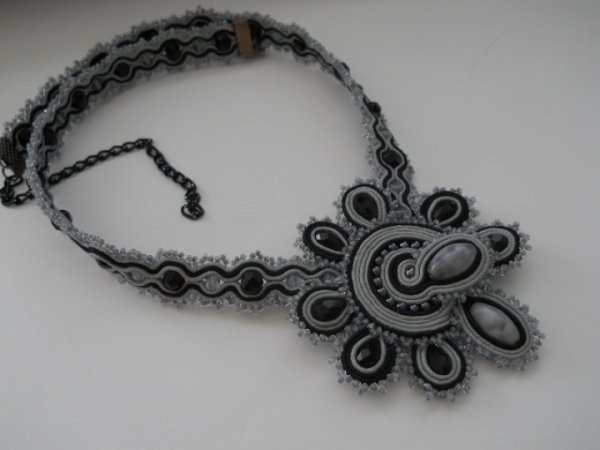 pakabukas "Akimirka" 3