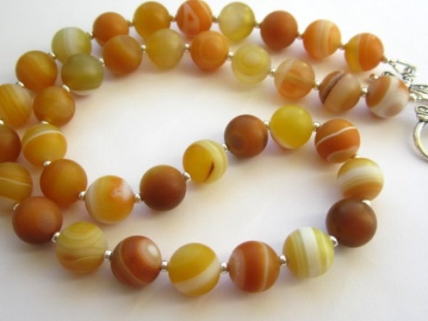Vėrinys "Pavasariniai žiedai...." 2