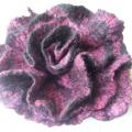 Beauty brooch - Brooches - felting