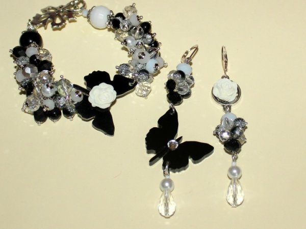 Set with butterflies and roses BALTOMA - Kits