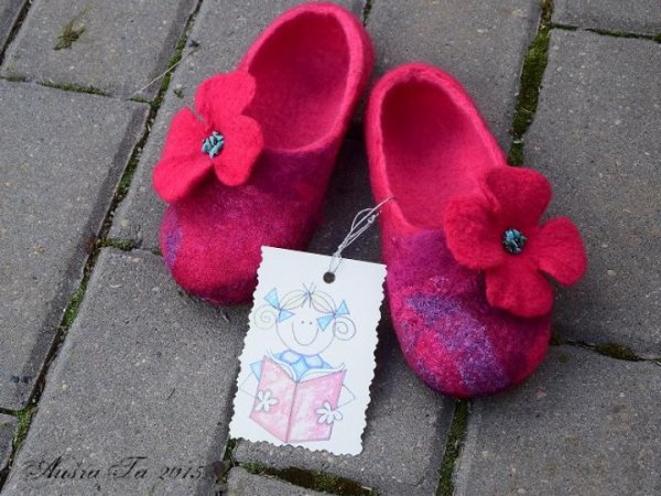 Rožinukai - Shoes & slippers