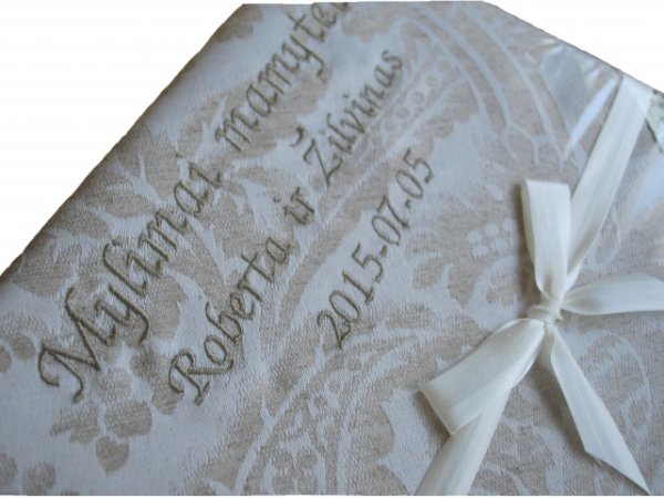 Wedding anniversary gift for parents 2