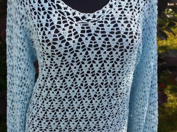 Crocheted blue tunic-blouse 3