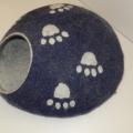 Cat cave from felted wool, handmade - For pets - felting