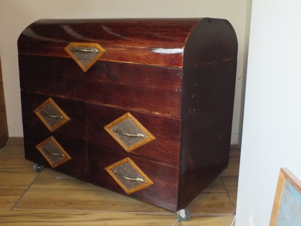 Skrynia- chest of drawers 3