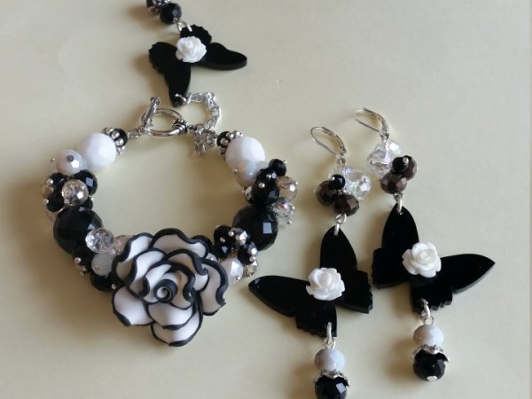Set with roses and butterflies - Kits