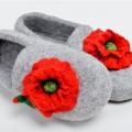 Gray with poppy seeds - Shoes & slippers - felting