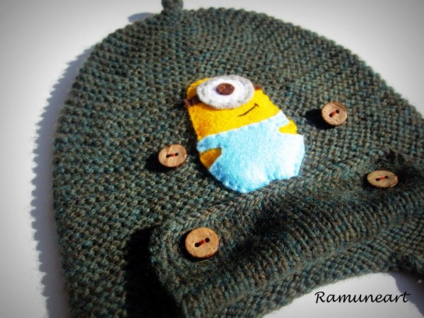 Merino vilnos kepurytė su minions aplikacija 3
