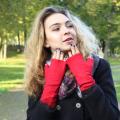 Handmade felt red gloves-fingerles for women or girls. - Wristlets - felting