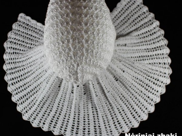 Crocheted cloak-hood 2