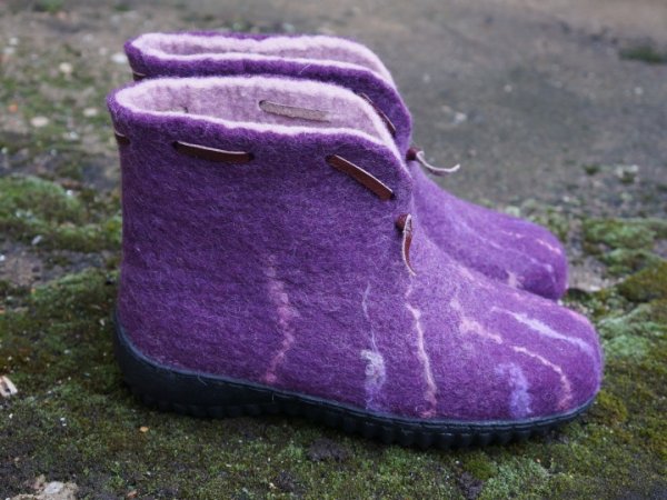 Violetiniai aulinukai 2