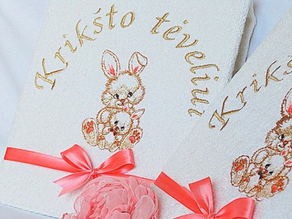 Nuo mylinčio kiškučio... Dovana krikšto tėveliams - Siuvinėti rankšluosčiai 2