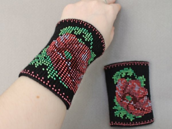 Arm Wrist Warmers Beaded Red Poppies - Unique Handmade Beaded Black Wrist Warmer 3