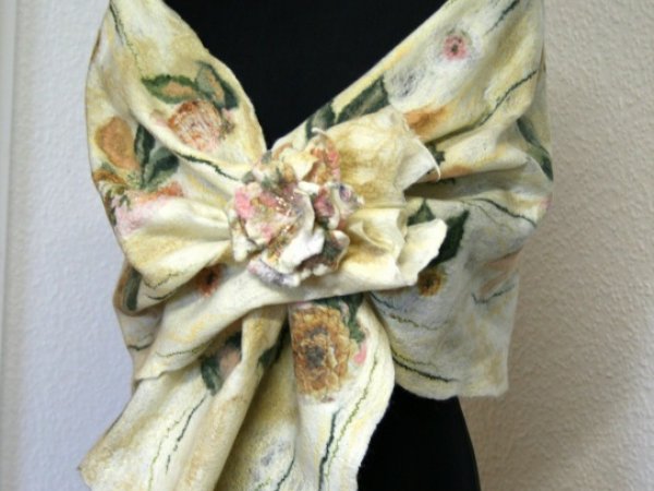 Autumn scarf ,, Rose ,, 1