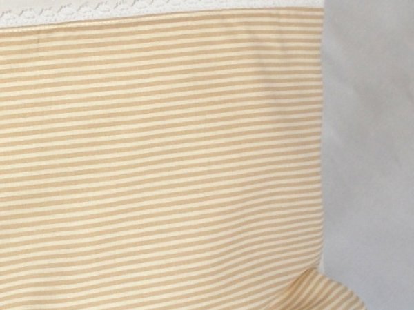 Hare plepute - embroidered baby bedding 2