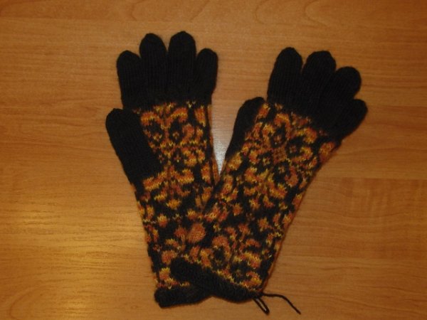 -knit gloves 2