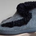 With gray fur - Shoes & slippers - felting