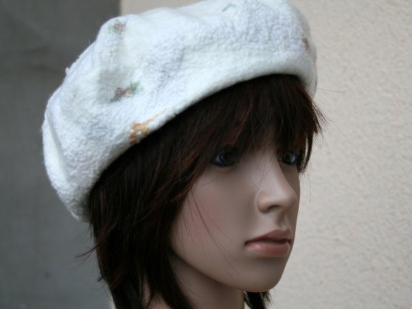 Velta beretė ,,Baltoji ,, 1