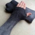 Gray wristlets - Wristlets - felting