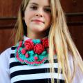 Crocheted necklace - Rose - Necklace - needlework