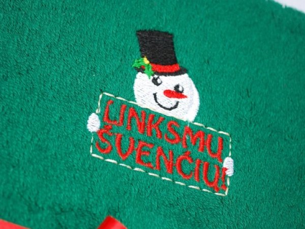 Kalėdinių dovanėlių darbuotojams idėja - siuvinėtas rankšluostis 3