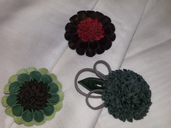 Sagės,,Paskutinis žiedas drumzlino rudens'' - Leather articles