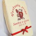 Embroidered Bride and Groom towel set with locked heart - Needlework - sewing