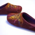 Purple-violet colors house shoes. Felt shoes. Felted slippers for women.  - Shoes & slippers - felting