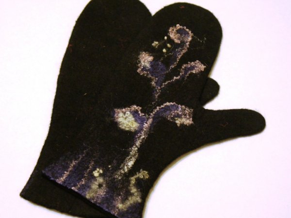 Handmade  mittens for women . Mittens of merino wool. Felted warm accessories. 2