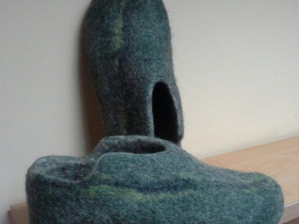 Žalsvos su juosta - Shoes & slippers