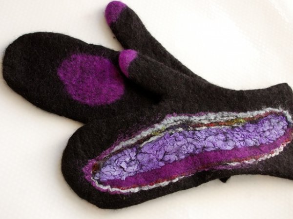 Veltos kumštinės pirštinės "Violet" 2