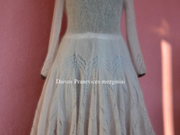 megzta suknele su spalvotais kristaliukais - Dresses