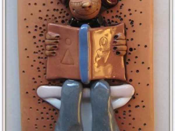 ŽENKLIUKAI ANT TUALETO - Ceramics