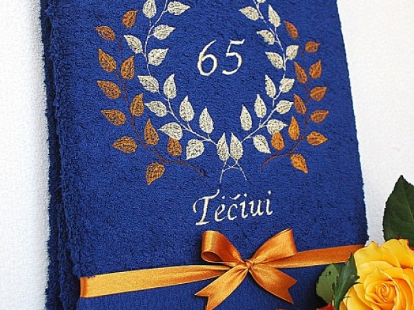65 metų jubiliejaus proga dovana tėčiui - siuvinėtas rankšluostis 1
