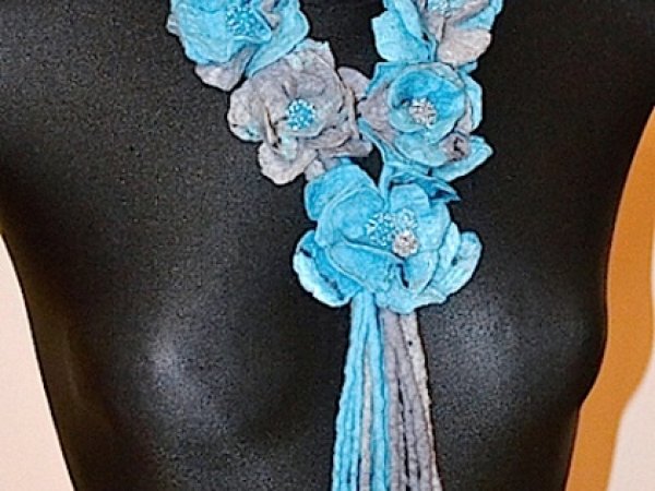 Laukiam pavasario:) - Necklaces
