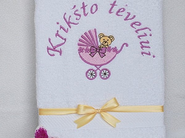 Meškiukas vežimėlyje - Siuvinėti rankšluosčiai Krikšto tėveliams 3
