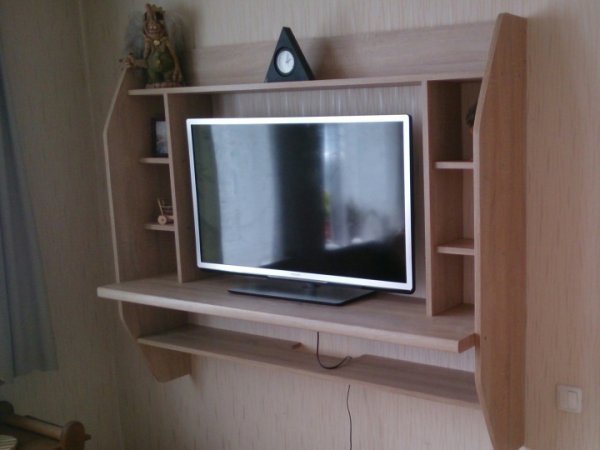 Laikyklis televizoriui - For interior