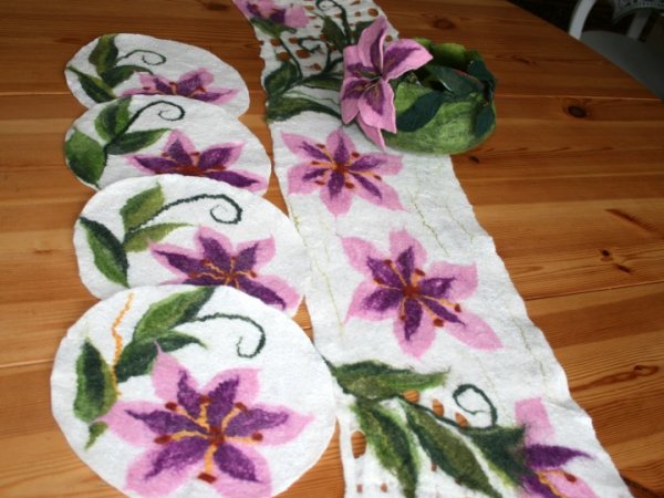 Lily - Tablecloths & napkins