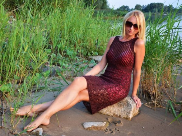 Ruda kiauraraštė suknelė 2