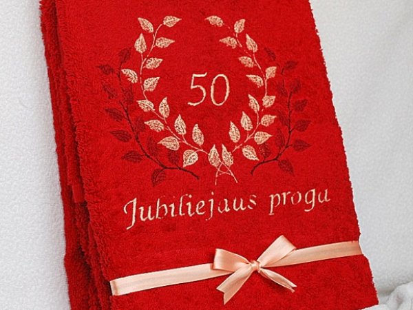 50 metų jubiliejaus proga - siuvinėtas rankšluostis 1