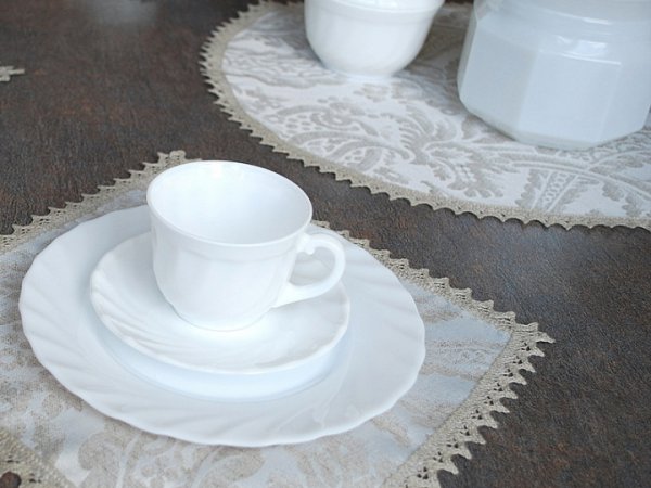 linen table napkin with crochet border 2