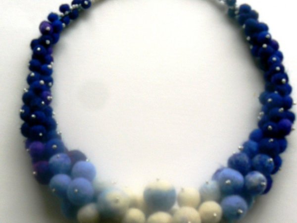 Mėlynieji perlai - Necklaces