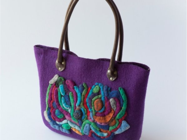 Velta talpi rankinė /purple felted bags - Handbags & wallets